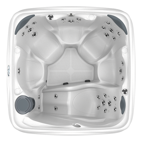 DreamMaker Crossover 740L With Suite