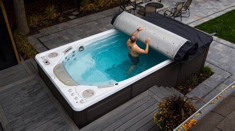19EX Rollaway Swim Spa Cover