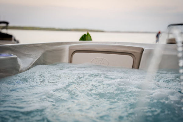 Hydropool Signature 579 Hot Tub - PLATINUM