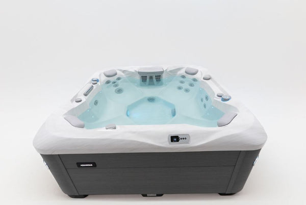 AquaSolus Cove Hot Tub