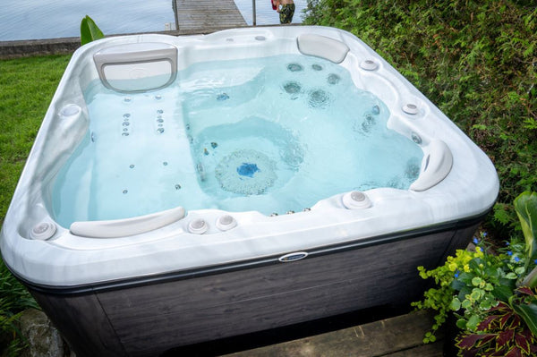 Hydropool Signature 579 Hot Tub - PLATINUM