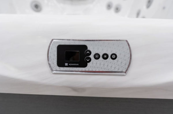 AquaSolus Cove Hot Tub