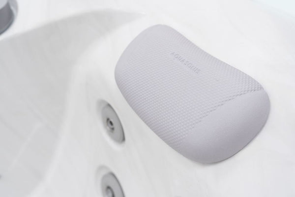 AquaSolus Cove Hot Tub